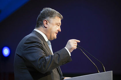В Службе безопасности Украины (СБУ) рассказали о запланированном покушении на президента страны Петра Порошенко в ходе его поездки в Харьковскую область. 