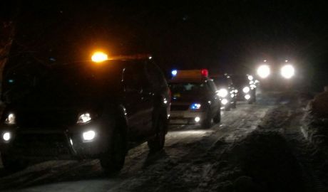 Un autocar cu 40 de pasageri din Moldova blocat în nămeţii din Bulgaria a ajuns în România. Foto: ctnews.ro