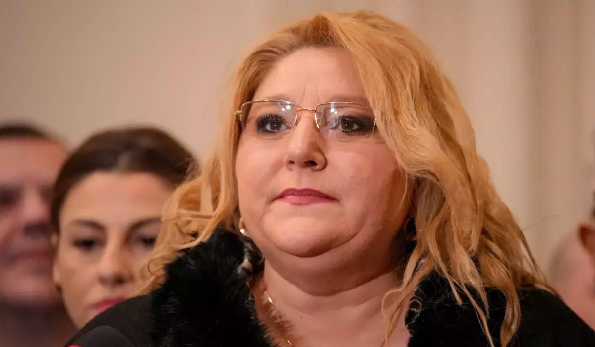 Европарламент снял иммунитет с Дианы Шошоакэ.