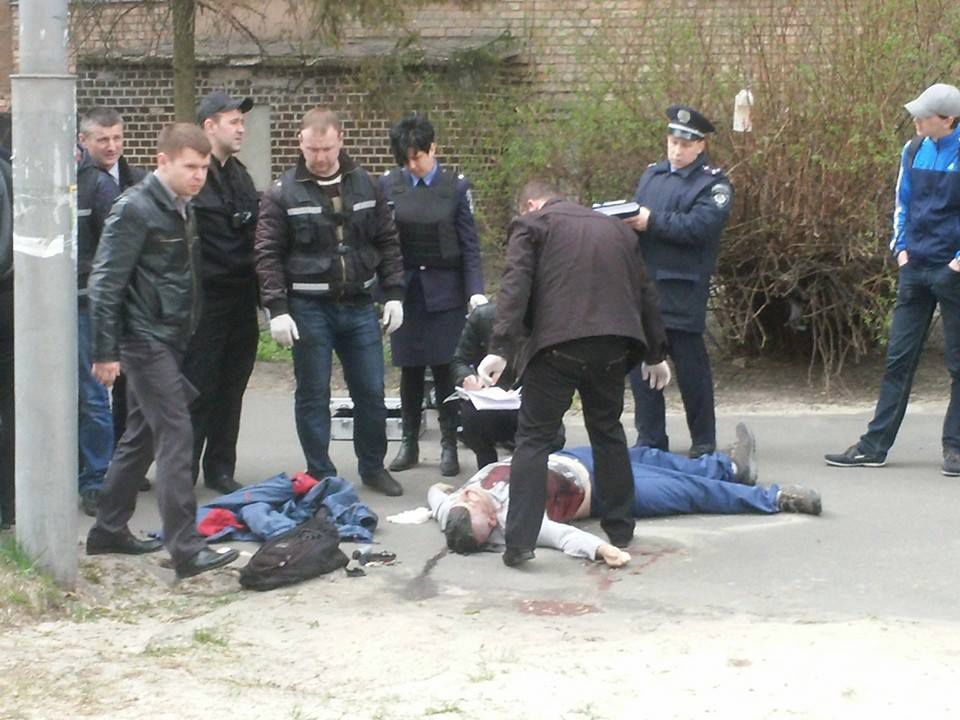 Убийства лидера Антимайдана Олега Калашникова и украинского журналиста Олеся Бузины в Киеве имеют одинаковый почерк.
