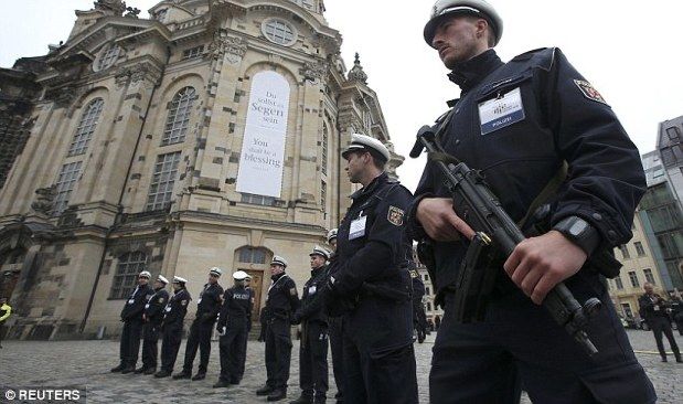 O școală și o grădiniță din orașul Hamburg, Germania, au fost evacuate. Foto: dailymail.co.uk