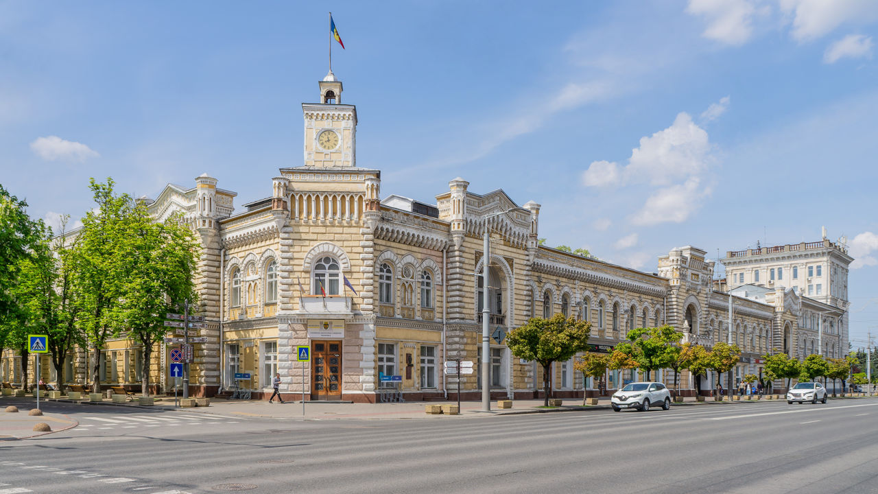 Atribuțiile primarului Chișinăului vor fi îndeplinite de viceprimari pe durata campaniei electorale.