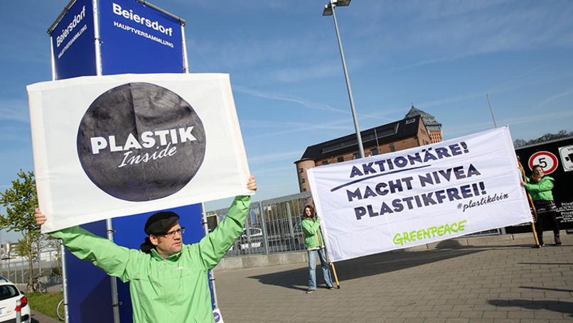 Greenpeace назвала главных виновников загрязнения Земли.