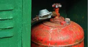 Trei persoane au fost rănite în urma exploziei buteliei de gaz. Foto: moldova.org