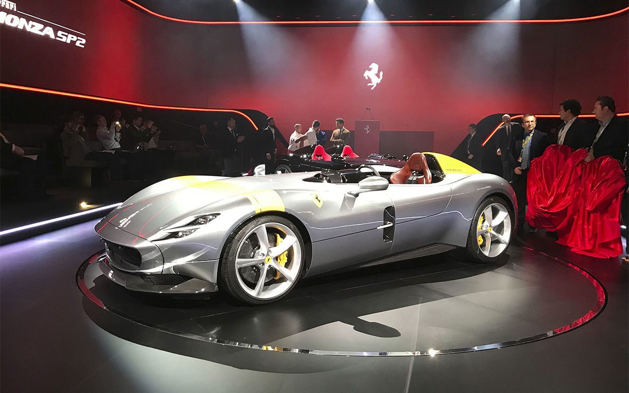 Ferrari показала самый мощный гиперкар в мире