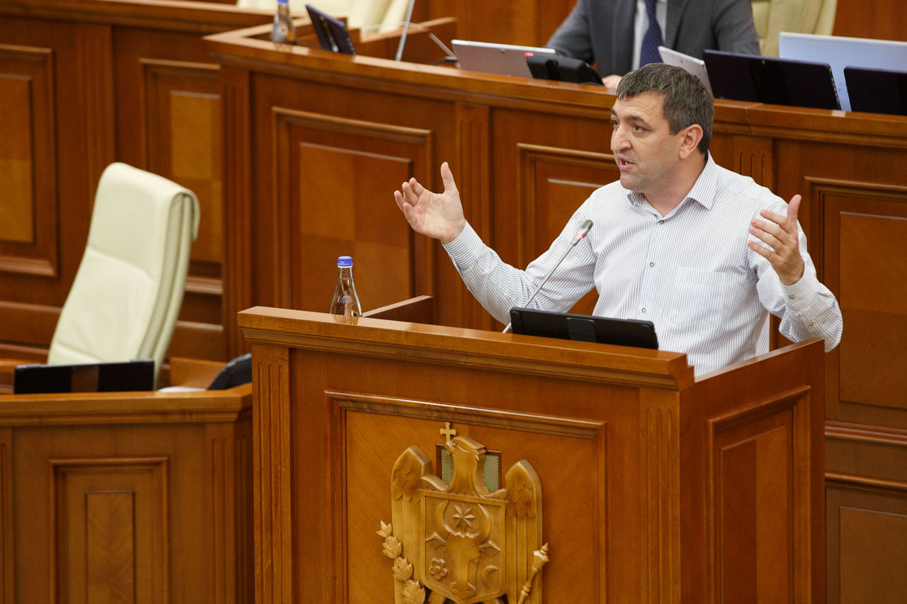 Депутат PAS Лилиан Карп.