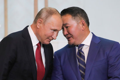 Президент Монголии Халтмаагийн Баттулга стал новым другом Путина.