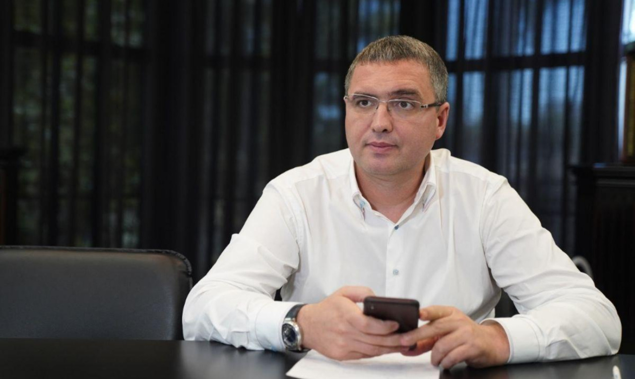 Кандидат в президенты от “Нашей Партии” Ренато Усатый.