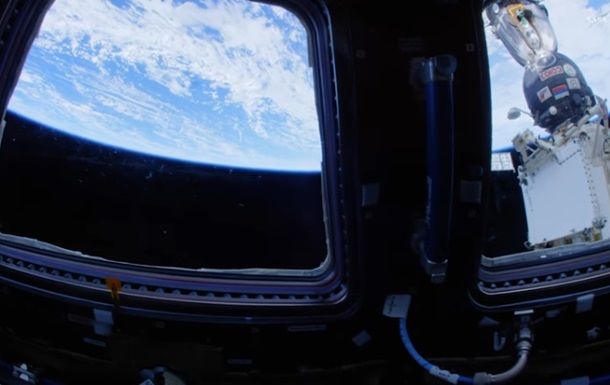 NASA показало МКС изнутри на 4К-видео.