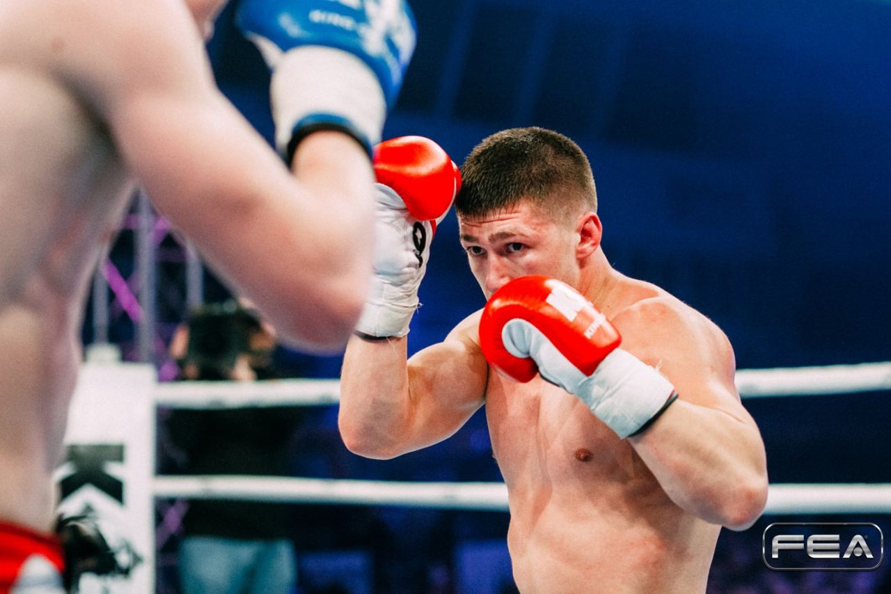 Reniță, pe tron: Și-a apărat centura la Gala K1 de la Tallin