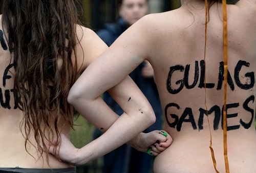 С сентября 2012 года, когда открылся офис Femen в Париже, ее акции чуть ли не каждую неделю возмущают благонамеренных французов.