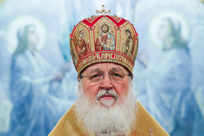 Предстоятель РПЦ отметил, что если человек "из большого количества денег не может помочь другому - это путь в ад".