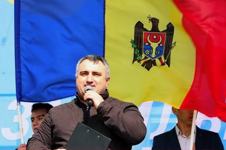 Стамов: В Чадыр-Лунге будет построено 5 новых детских площадок.