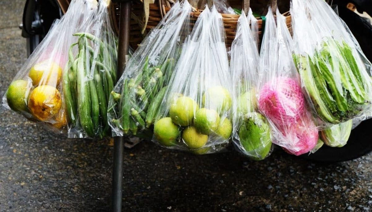 Suedia pune capăt impozitelor pentru pungile de plastic.