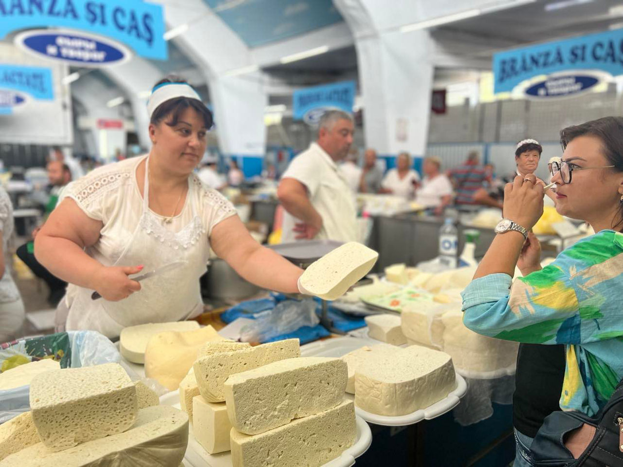  Решение об отмене экспертизы для молочных продуктов возмутило продавцов.