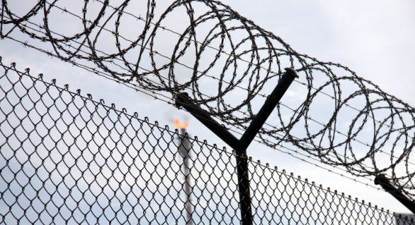 Ingeniozitatea unor persoane de la libertate nu are limite atunci când vine vorba despre introducerea ilegală a substanţelor interzise în instituţiile de detenţie.