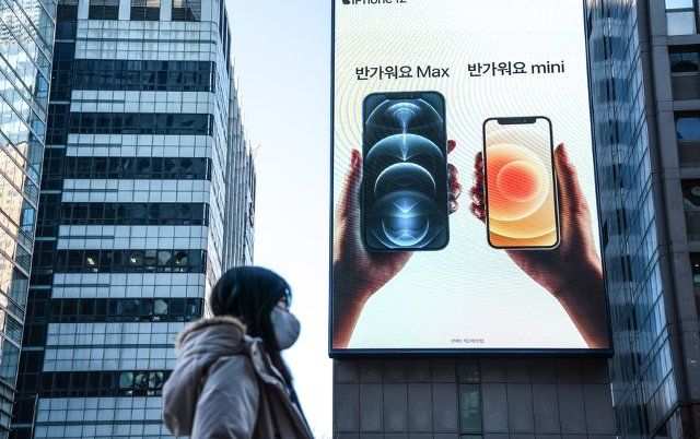 Поставщик Apple разработает электромобиль с компанией экс-дизайнера Tesla.