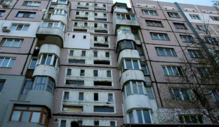 O adolescentă care voia să se sinucidă, salvată la timp.