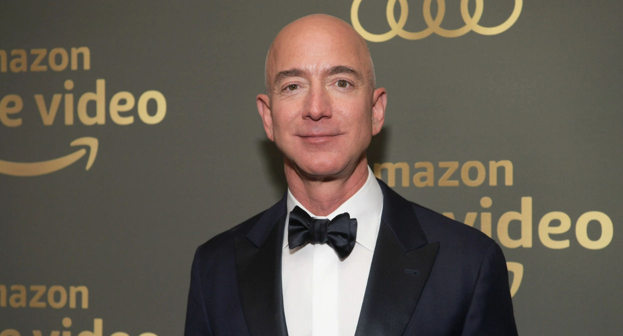 Основатель Amazon Джефф Безос продал акции компании на $3 млрд.