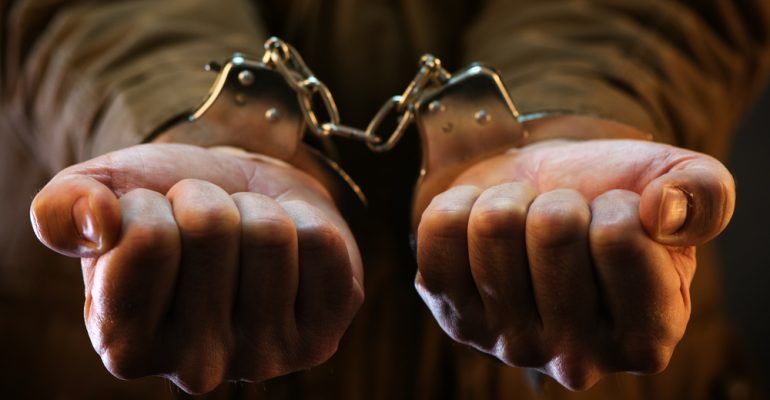 Гражданин Израиля с 2017 года находится в международном розыске за преступление, совершенное в Молдове. 