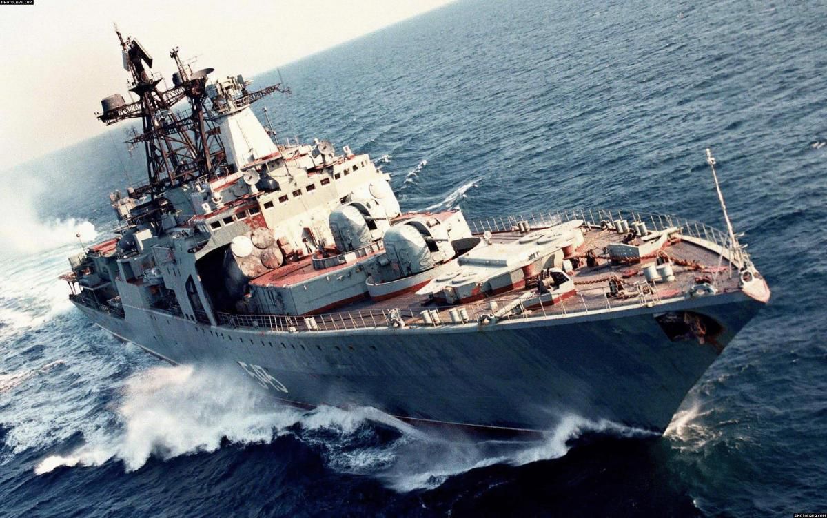 Корабли российского ВМФ готовятся прикрывать авиабазу в Латакии. Фото: eurasian-defence.ru
