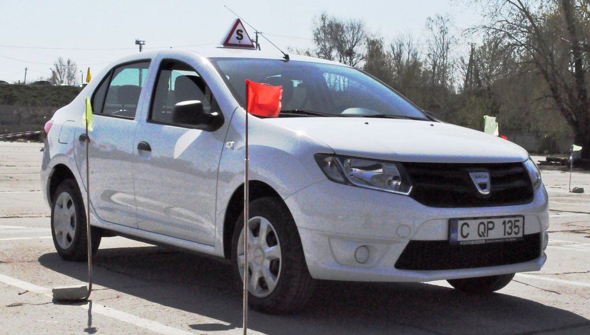 Noul serviciu de programare urgentă pentru examenul auto este tot mai solicitat. Foto: makler.md