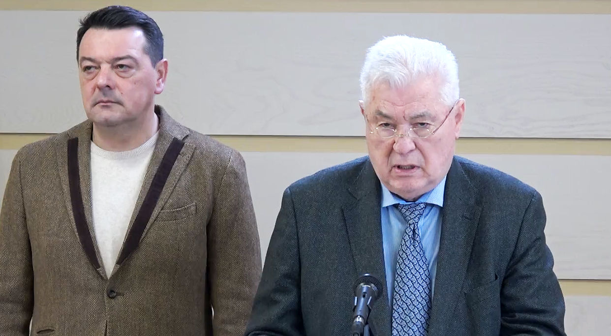 Воронин: "Ситуация в стране приближается к критической точке невозврата".