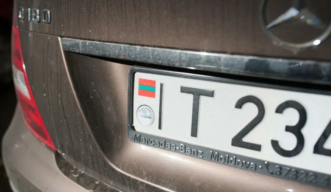 Украина с 1 сентября прекратит допуск авто с приднестровскими номерами. Фото: ipn.md.