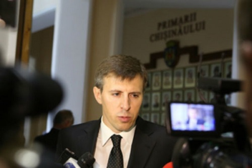 Мэр задался вопросом, что делать с прессой, где ее располагать.