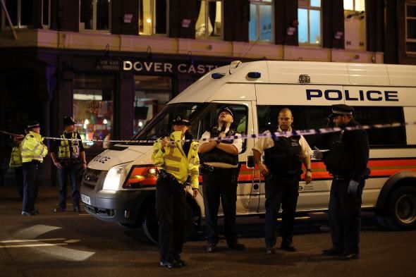 O mașină a intrat în mulțime la Londra. Foto: digi24.ro