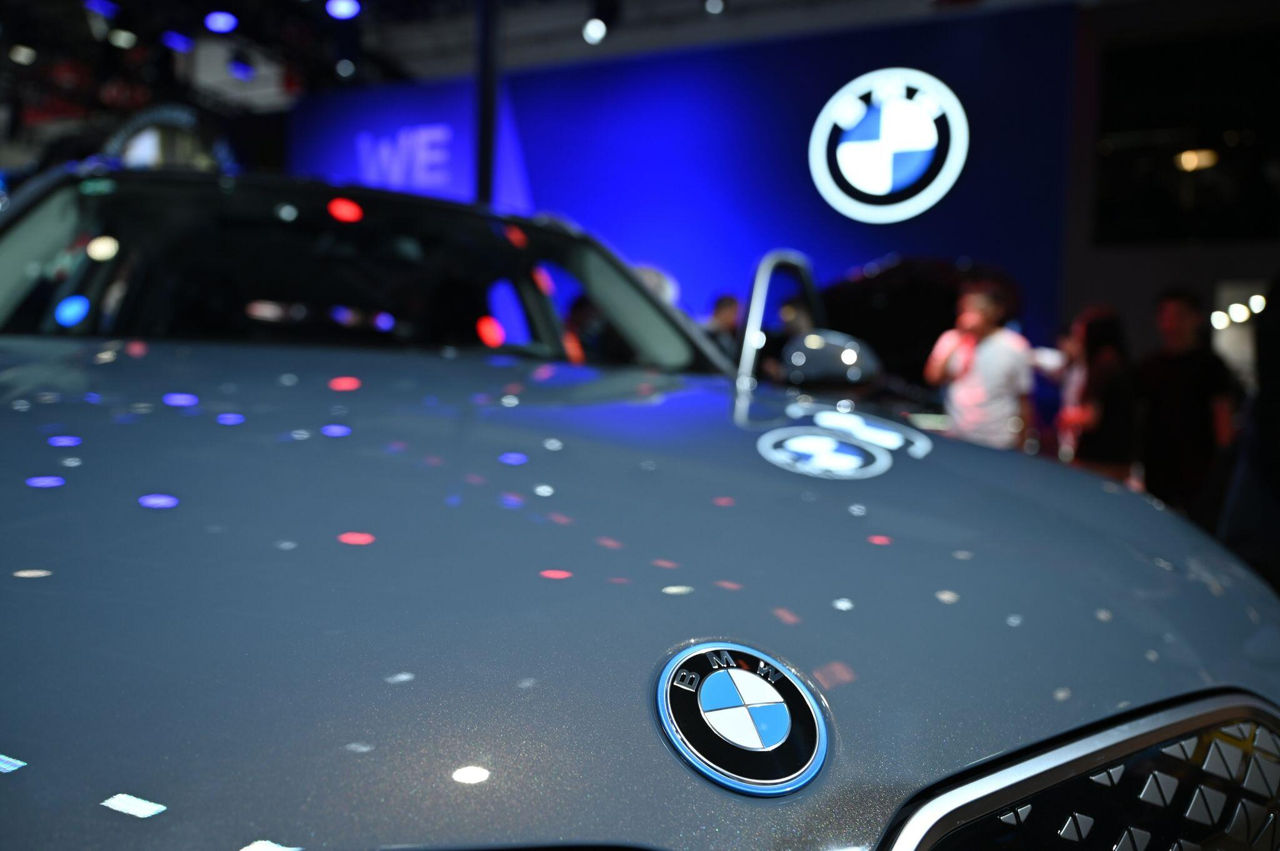 Компания из Литвы поставляла России BMW в обход санкций.