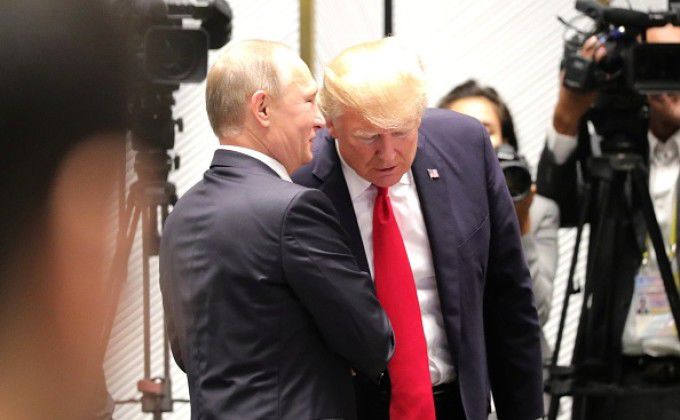 Scandal la Casa Albă. Trump, sfătuit de consilieri să nu îl felicite pe Putin. Foto: GettyImages