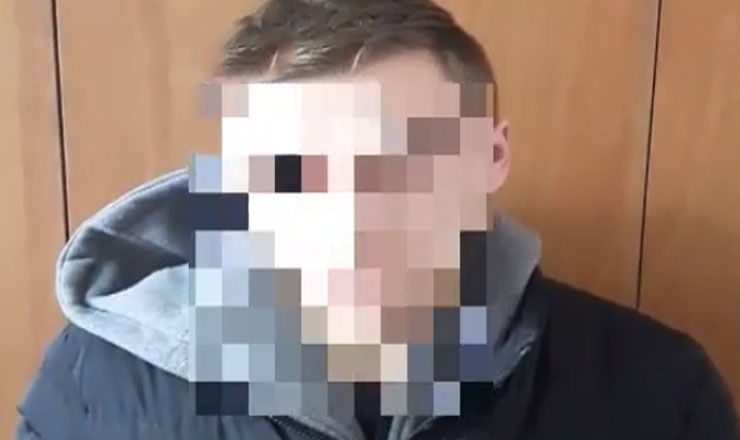 Nu avea bani: Un tânăr din Capitală a jefuit o femeie în stradă