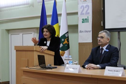 Monica Babuc a susținut o prelegere publică la FRIȘPA