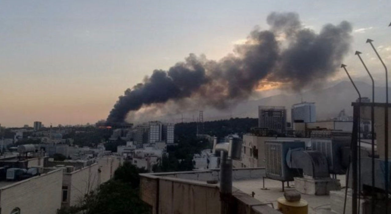 IDF a anunțat noi lovituri aeriene asupra Iranului: Peste 50 de avioane de luptă au efectuat bombardamente.