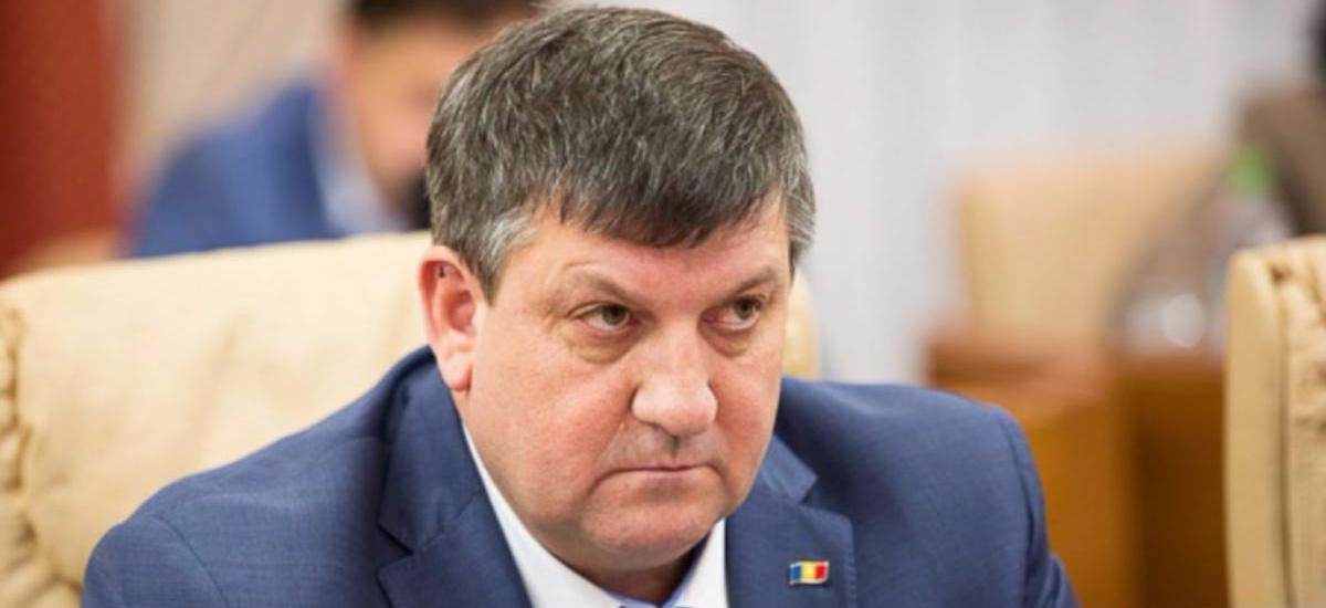 Ministrul Transporturilor şi Infrastructurii Drumurilor, Iurie Chirinciuc, se află în arest de 30 de zile în Penitenciarul 13. Foto: CrimeMoldova