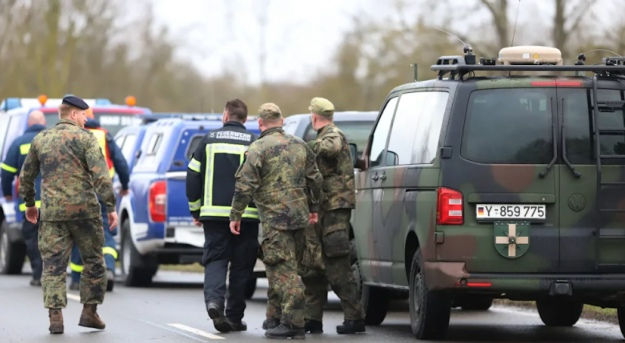 В зоне наводнений в Германии развернут силы Бундесвера.
