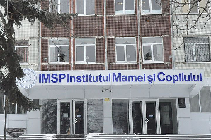 В Институте матери и ребенка готовы предоставлять консультации беженкам.