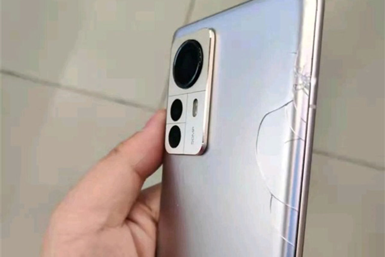 Новый флагман Xiaomi не прошел краш-тест.