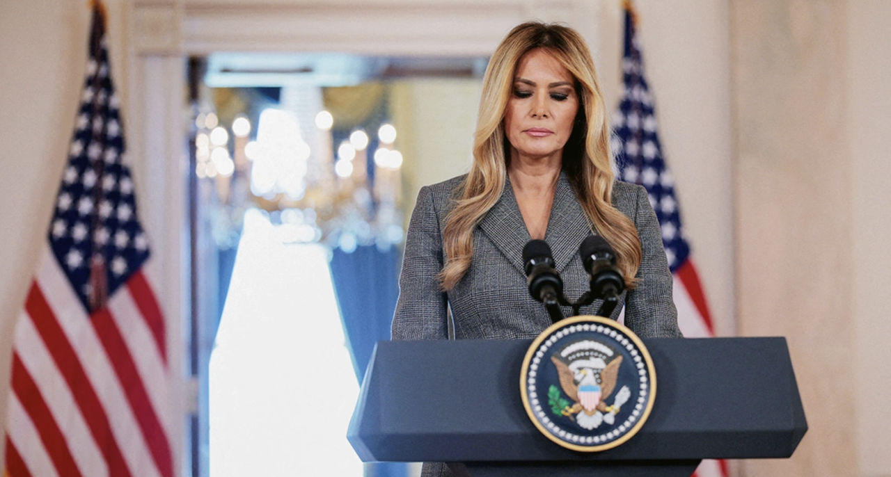 Жертвы Эпштейна выступили с критикой в адрес Мелании Трамп.