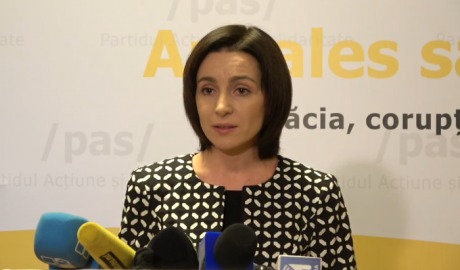 Майя Санду обвинила Игоря Додона в том, что он разделяет общество на «правых» и «левых».