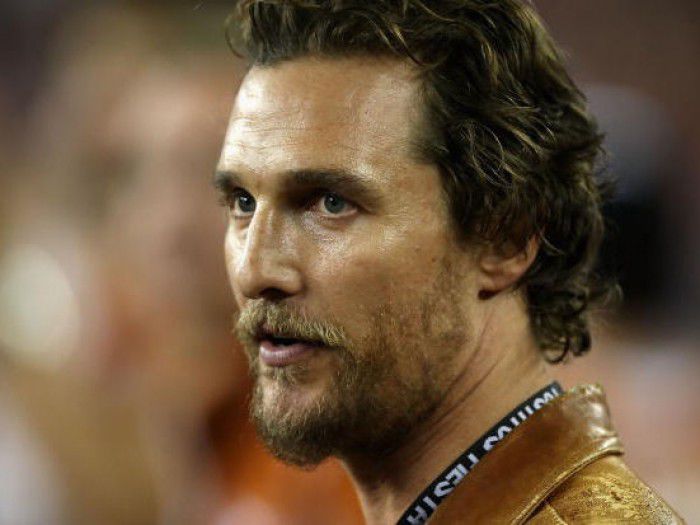 Matthew McConaughey s-a îngrășat 18 kg pentru un rol.