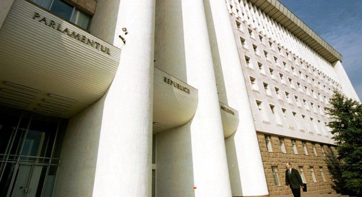 Стрелец заявил, что встреча состоится в парламенте в 18.00.