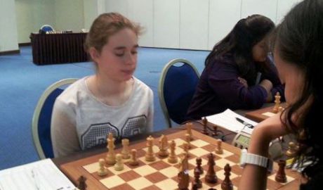 Paula-Alexandra a obținut 8 victorii în 9 partide şi a devenit campioană în concursul feminin. Foto: jurnal.md