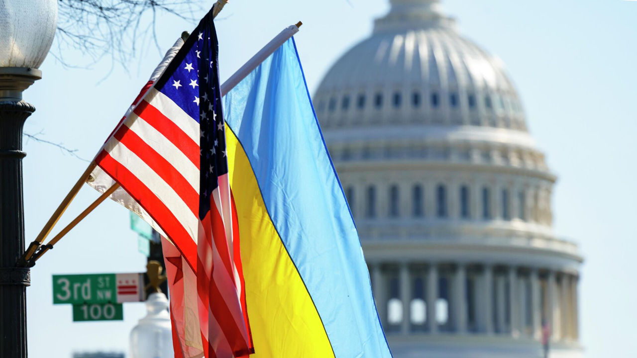 США выделят на помощь Украине 12 миллиардов долларов.