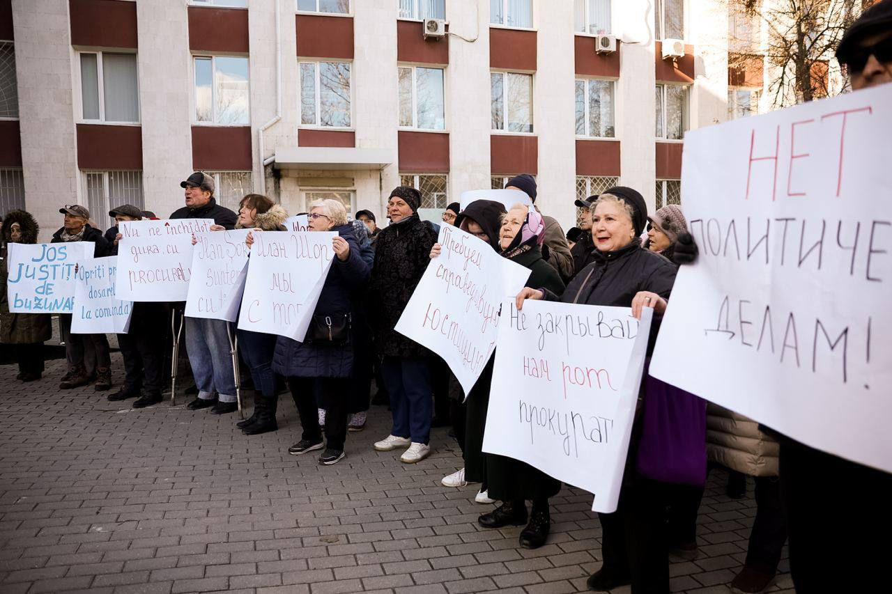 У Кишинёвской апелляционной палаты прошел протест во время слушания по делу Шора.
