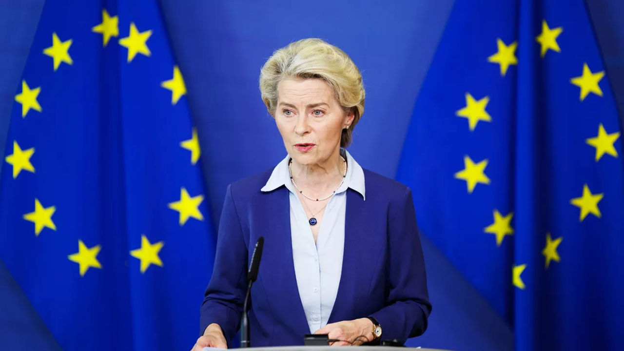 Глава Еврокомиссии представила стратегию экономической безопасности ЕС Урсула фон дер Ляйен.
