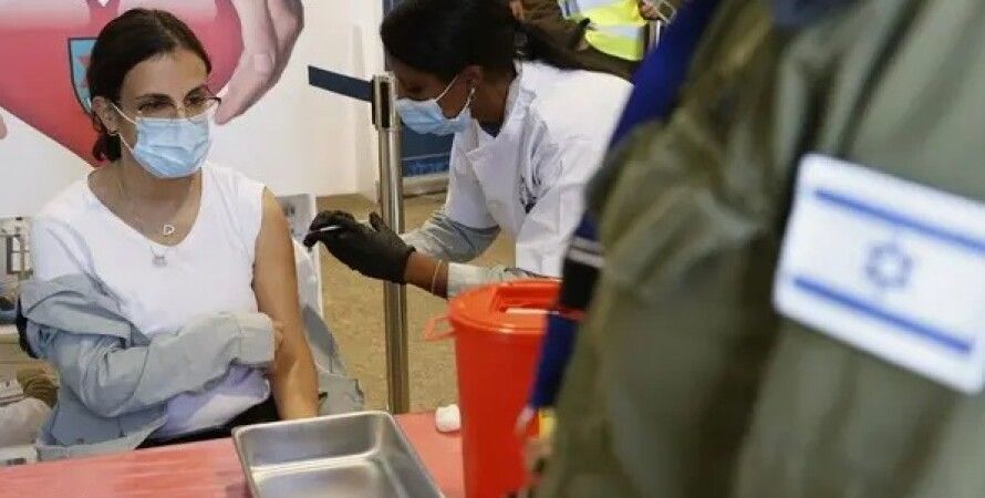 В Израиле смягчат ограничения для вакцинированных от COVID-19.