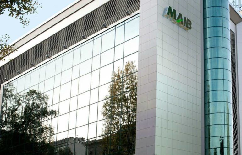 100 de hârtii de valoare, emise de ”Moldova-Agroindbank” SA, au fost vândute.