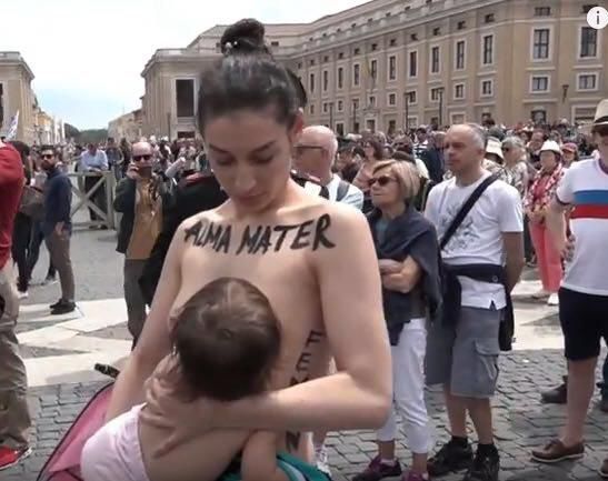 Активистка Femen устроила в Ватикане акцию, посвященную Дню матери, который отмечали в воскресенье, 13 мая. 